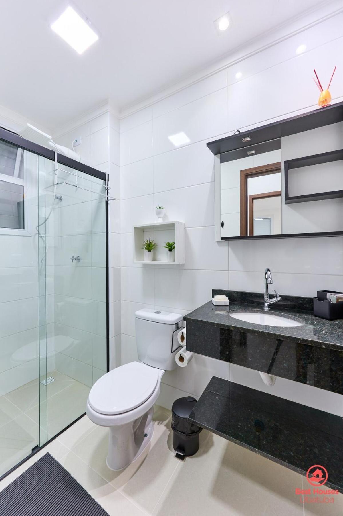 Bh28: 1 Quadra D Praia, Ar, Churrasqueira, Piscina Apartamento