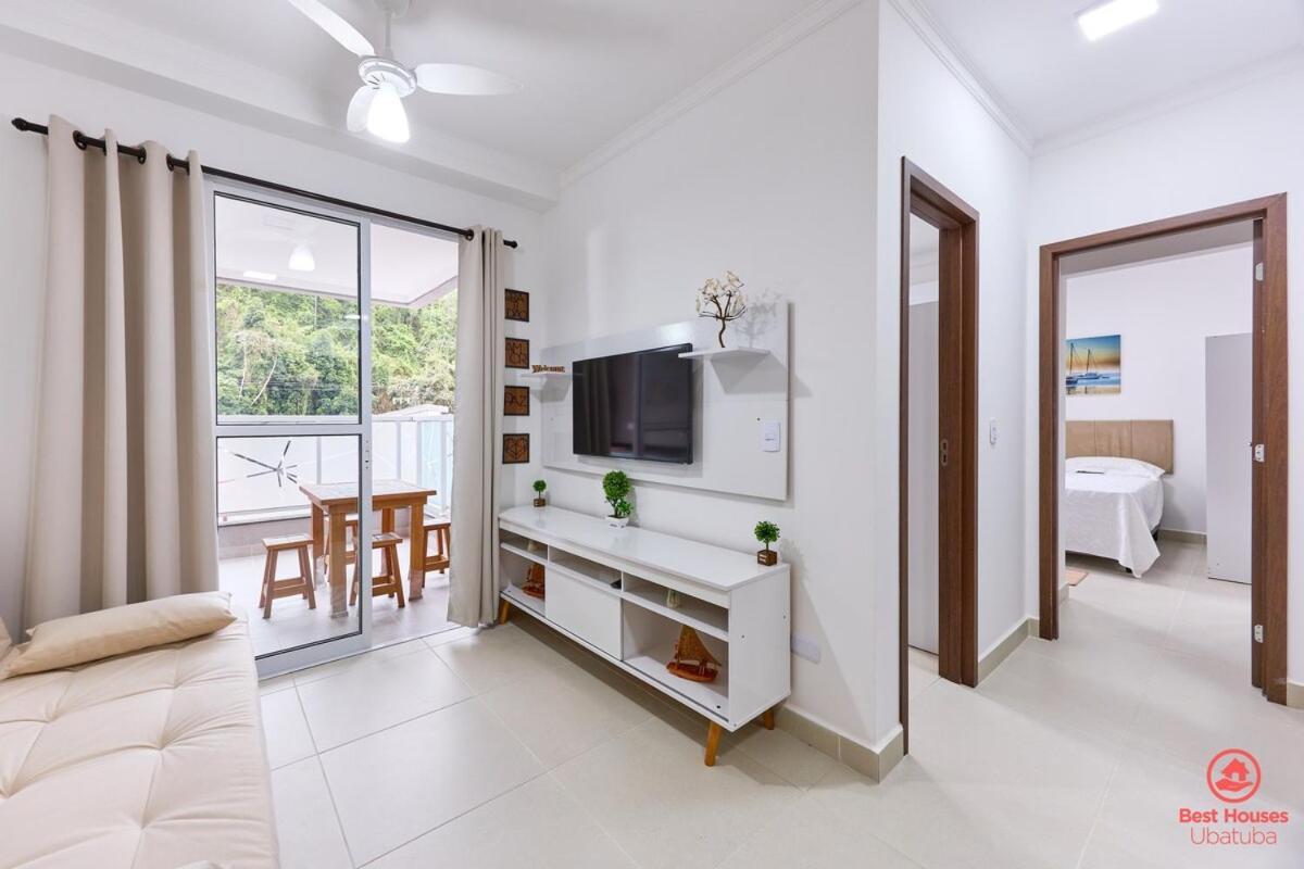 Apartamento Bh28: 1 Quadra D Praia, Ar, Churrasqueira, Piscina Ubatuba